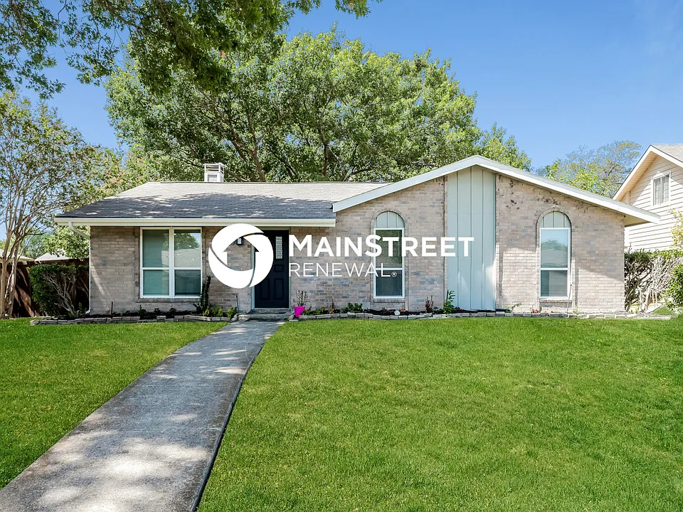 2904 Chancellor Dr