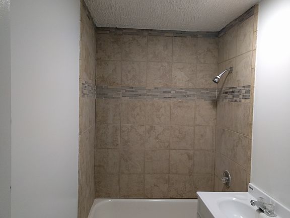 2nd image of 16015 Lathrop Ave #1