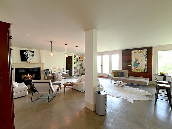 Open floor plan.
