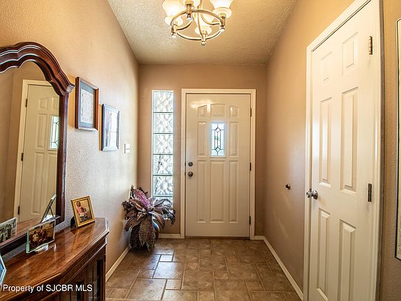 3rd image of 5004 Carolcreste Dr