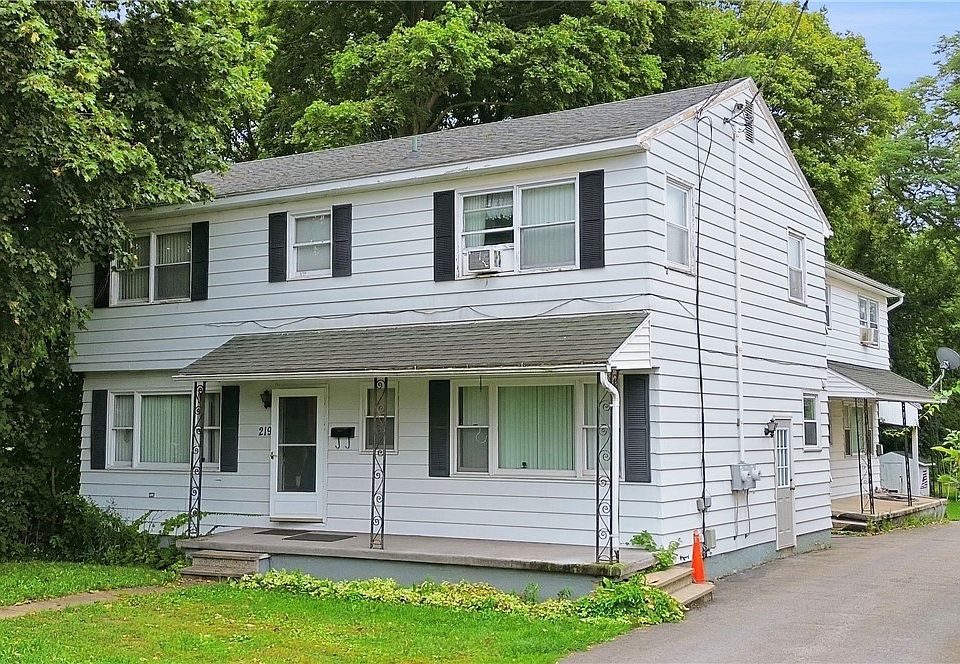 1st image of 219 Mohawk St