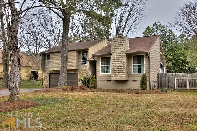 1st image of 200 Softwood Cir