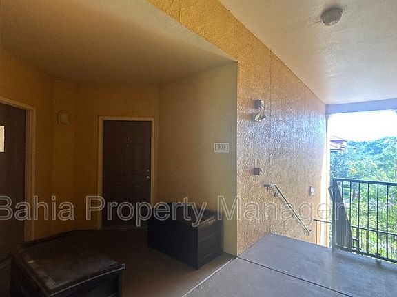 3rd image of 6159 Metrowest Blvd Unit 307