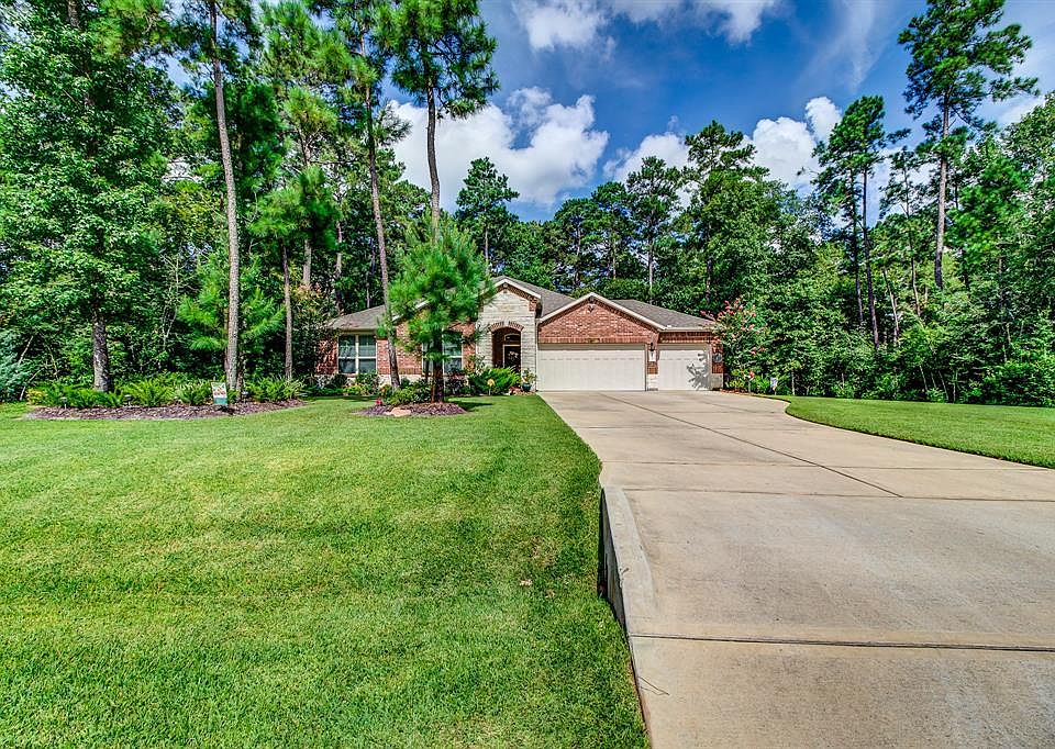 1st image of 8007 Bay Bend Dr