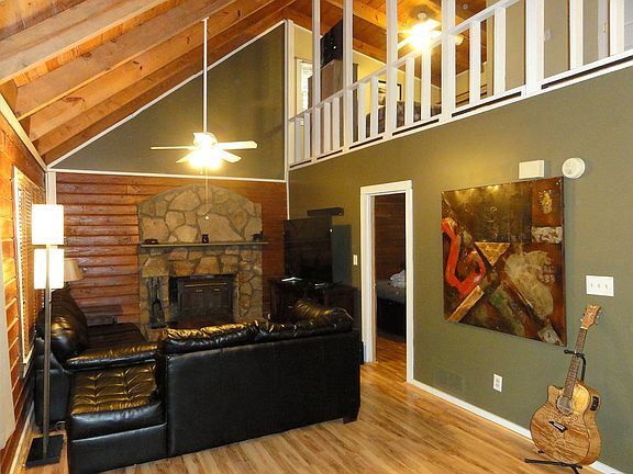 3rd image of 5642 Dorsett Shoals Rd