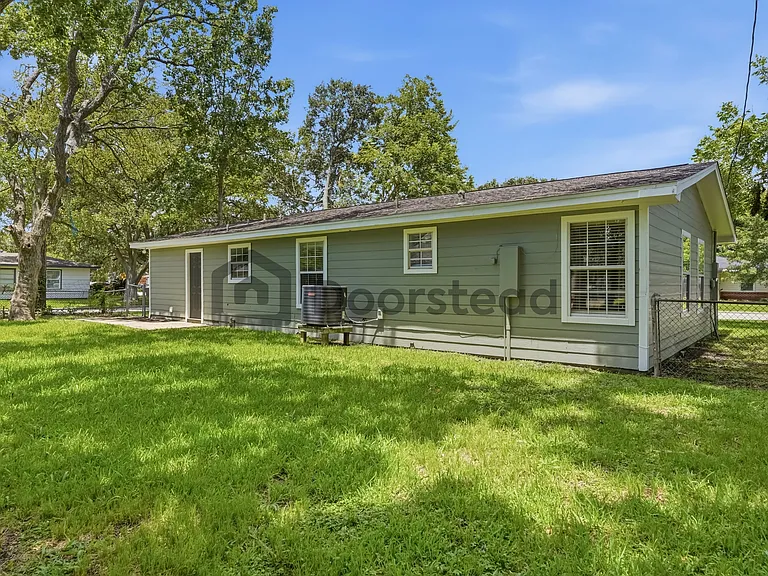 217 W Wilkins St — Photo 24