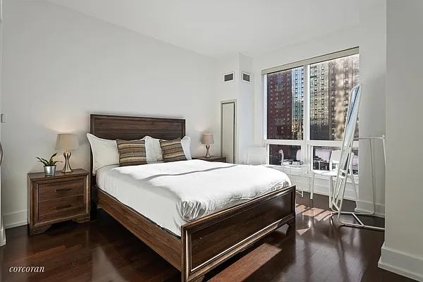 Sold by Corcoran | media 4