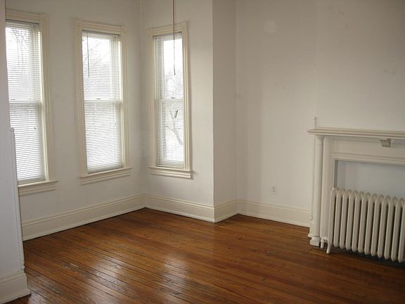 2nd image of 69 N St NW