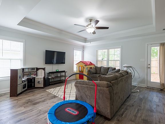5th image of 3683 Deidra Miller Cir