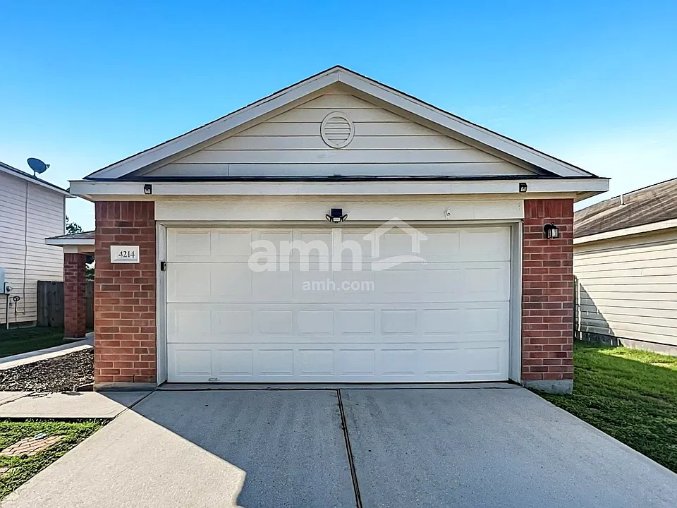 4214 Pecos River Dr