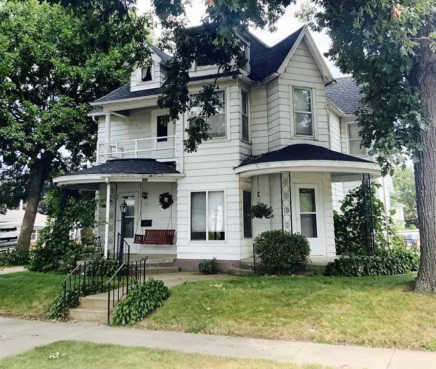 1st image of 605 C Ave