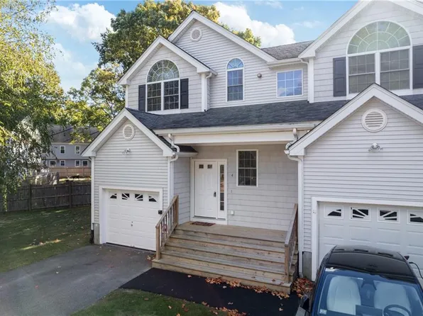 30 NE Water St Unit 4, Attleboro, MA 02703