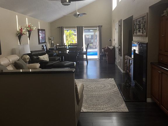 4th image of 25188 Marion Ave APT 6