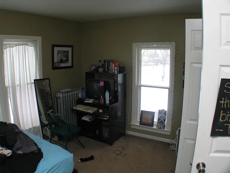 737 Village St #2 — Photo 9