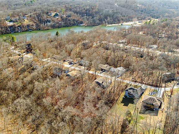 2nd image of Lancaster Dr #7