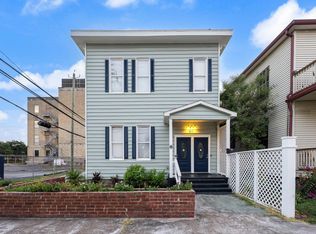 811 24th St, Galveston, TX 77550