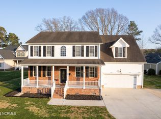 108 Pelican Pointe Dr, Elizabeth City, NC 27909