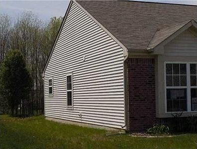 3rd image of 1824 Westport Dr