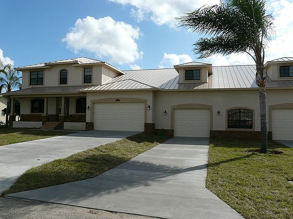 3rd image of 6871 Circle Dr