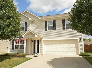 13915 Boulder Canyon Dr, Fishers, IN 46038