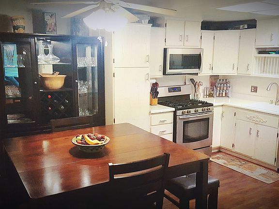 2nd image of 3500 Sun Knoll Dr