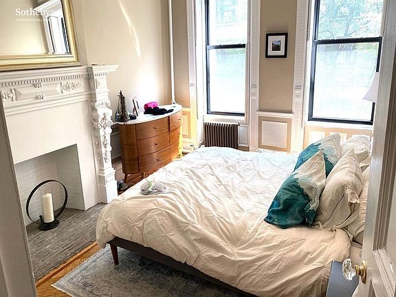 4th image of 165 W 87th St APT 2
