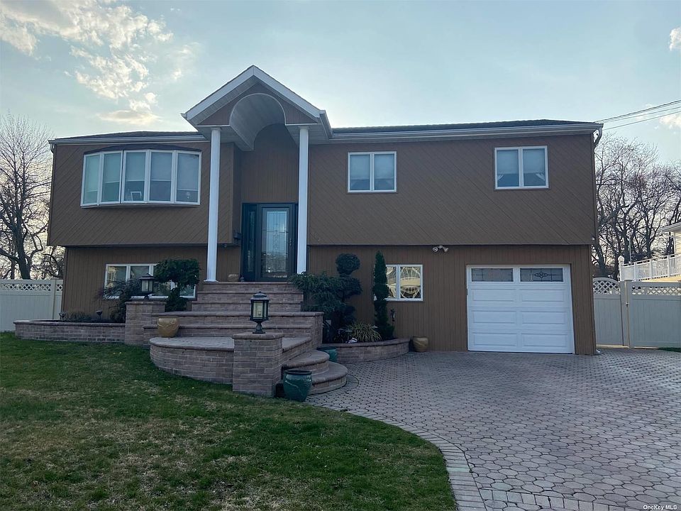 810 Higbie Lane, West Islip, NY 11795 Zillow