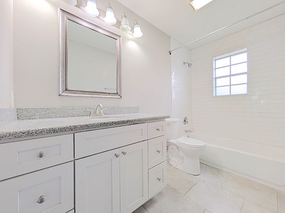 4th image of 6431 Lebrent Ave