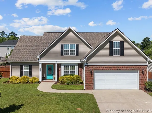 1529 Seabiscuit Dr, Parkton, NC 28371