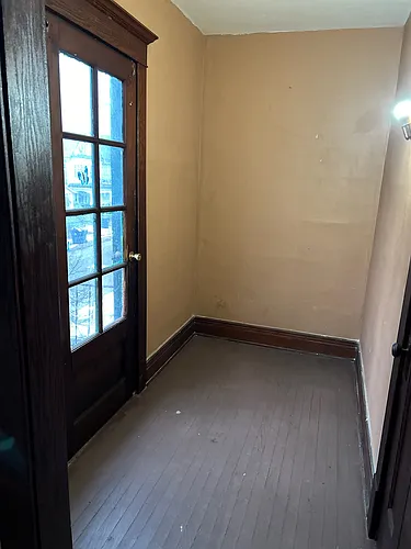 207 Jewett Ave Photo 1
