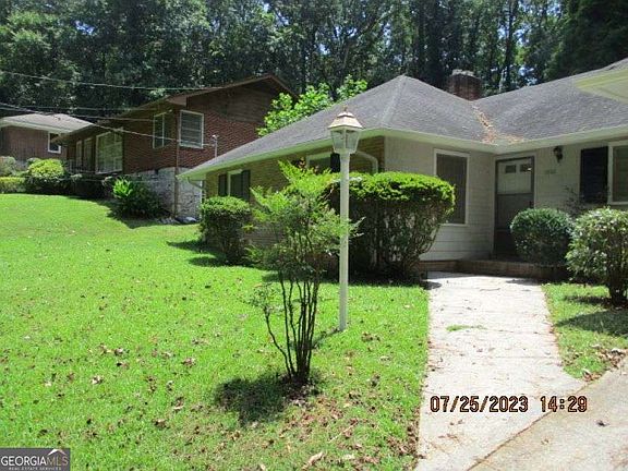 4th image of 2032 Rector Dr SW