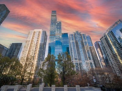363 E Wacker Dr #2209, Chicago, IL, 60601