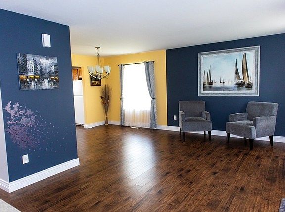 3rd image of 20827 W Aspen Ct