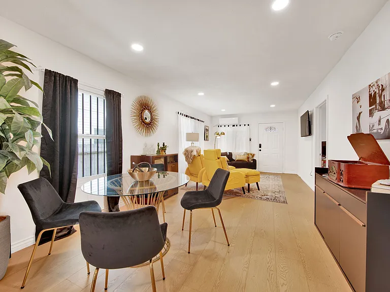 3959 Halldale Ave — Photo 3