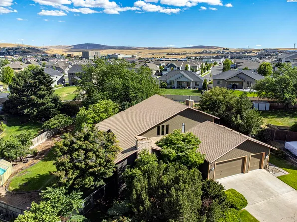 2611 S Harrison Ct, Kennewick, WA 99338