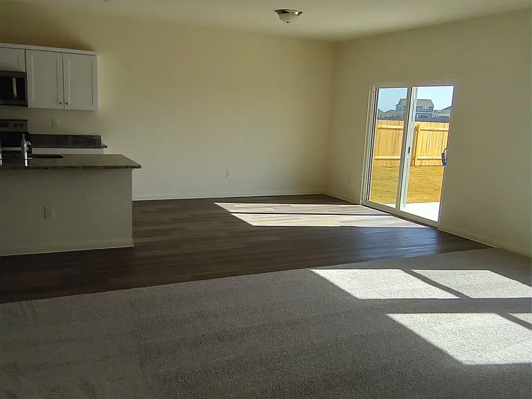 12817 Samuel Adams Dr — Photo 8