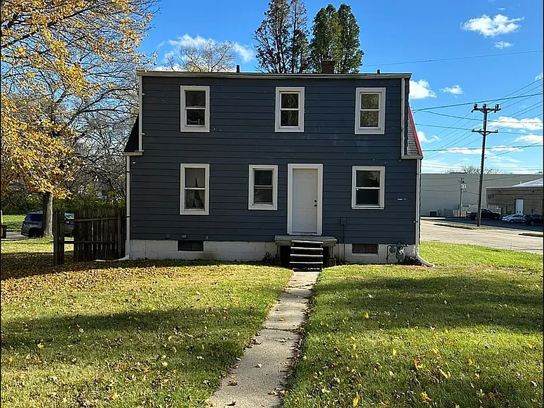 S Henrietta Ave — Photo 4