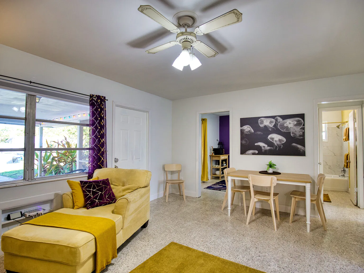 2 bed, 729 sqft, $2,000 — Photo 3
