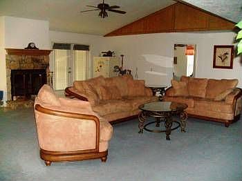 3rd image of 20723 Plaza Cir