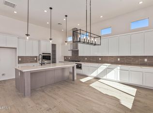 13637 W Hackamore Dr, Peoria, AZ 85383