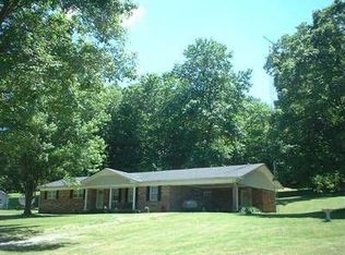 530 Rorie Hollow Rd, Indian Mound, TN 37079