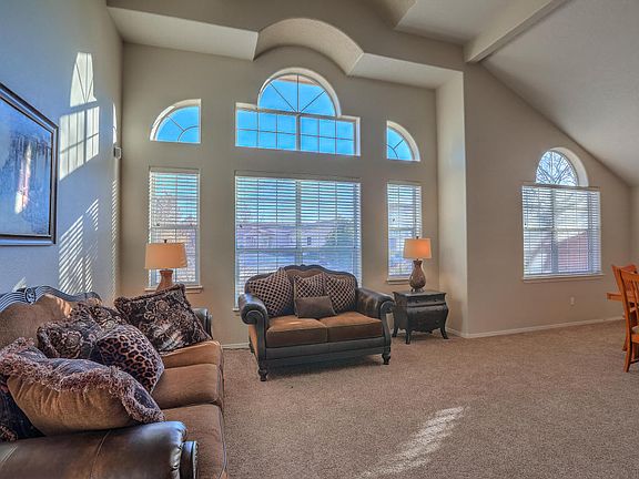 2nd image of 10537 Calle Alba NW
