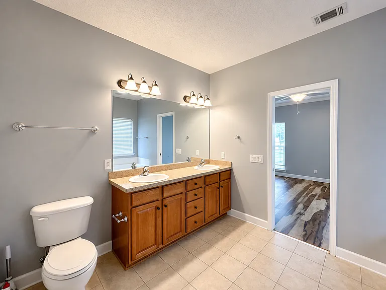 112 Ohara Dr — Photo 9
