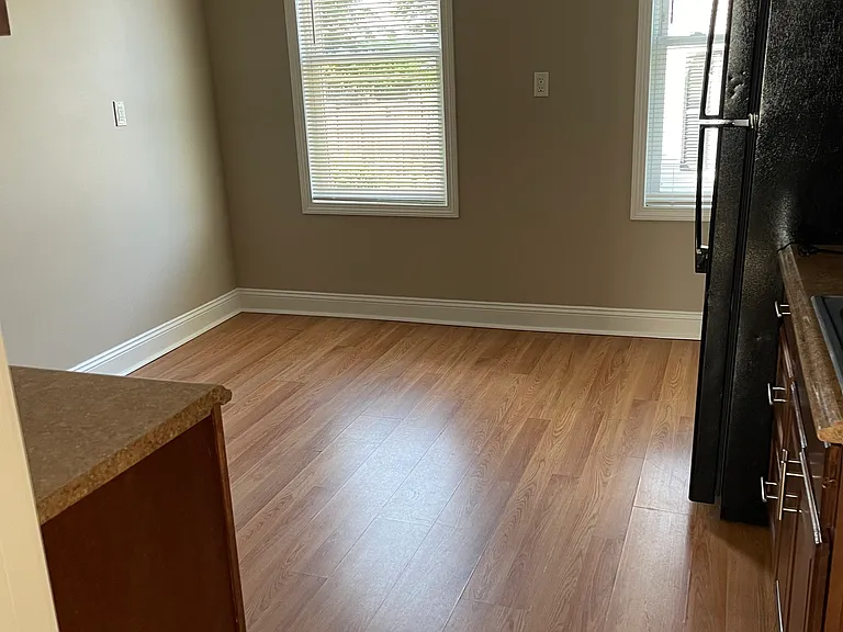 52 Clinton St #1 — Photo 4