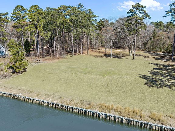 5th image of 403 Chambers Point Road