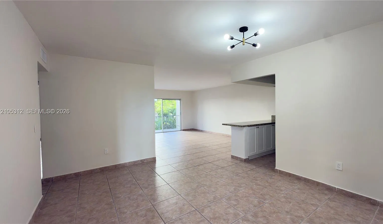6900 N Kendall Dr — Photo 2