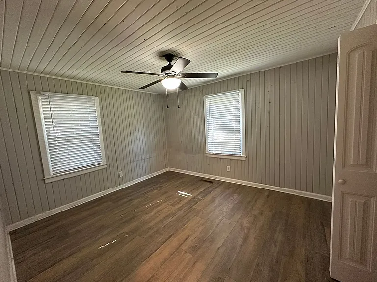 609 Pine Ridge St — Photo 13