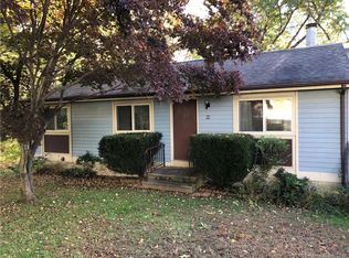 90 Cedar Ln, Beacon Falls, CT 06403