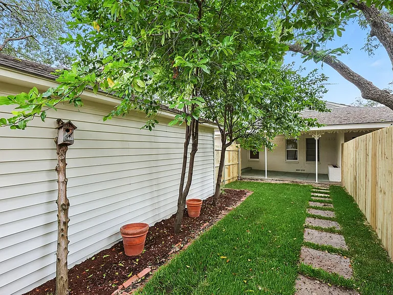 6519 Ravendale Ln #6519 — Photo 19