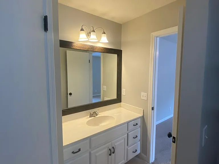 7301 Brampton Ln — Photo 30